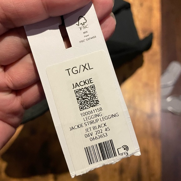 Dynamite Jackie Stirup Legging - Picture 3 of 3